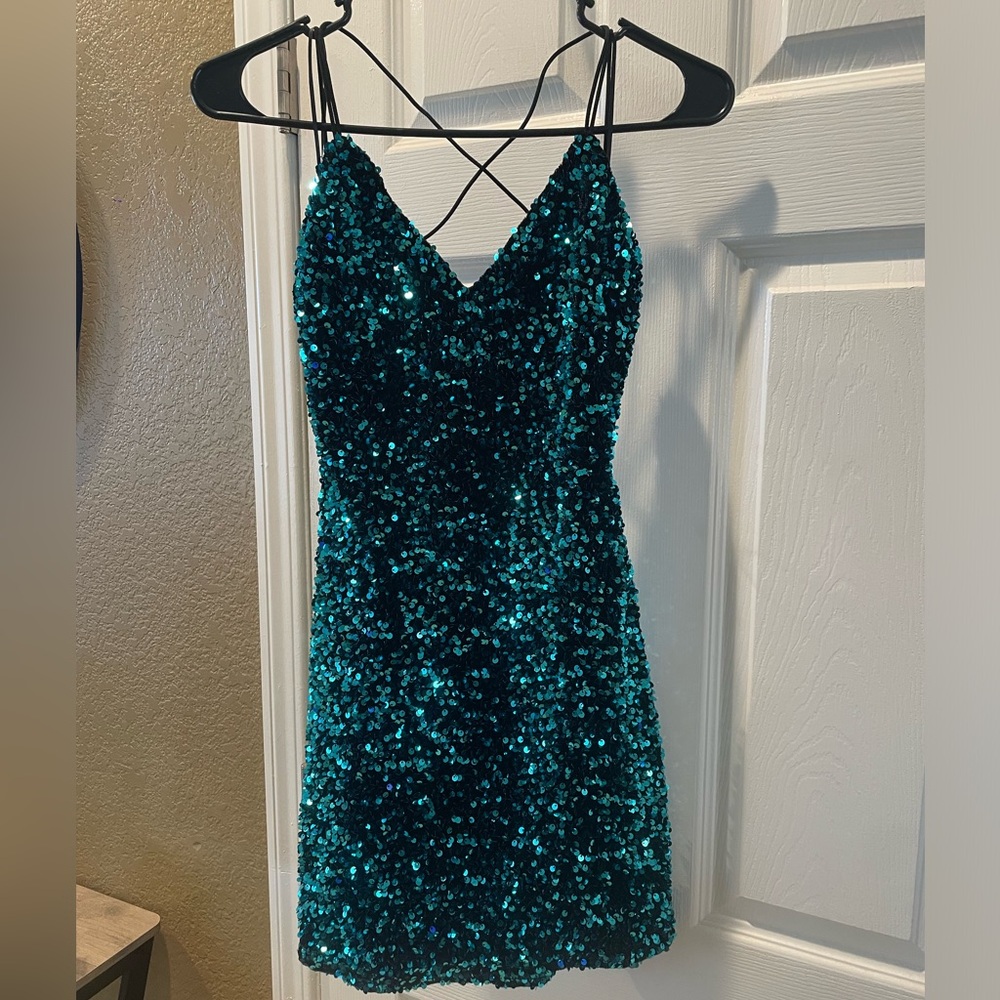 Ladies Sequin Dress EUC